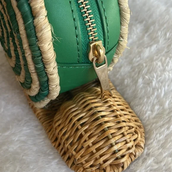 KATE SPADE NEW YORK Spring Forward Wicker Snail Clutch Crossbody Bag - Picture 7 of 9